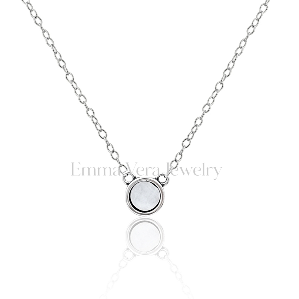 New Dainty Sterling Silver Moonstone Pendant Necklace